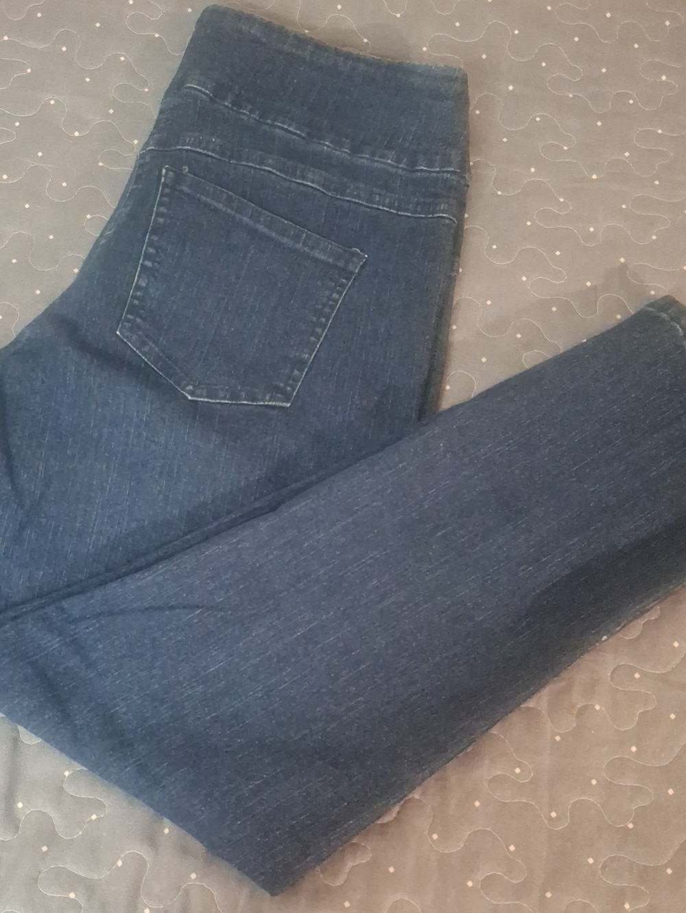 Ruby Rd. Pull on Dark Blue Women’s Stretch Jeans size 6 petite